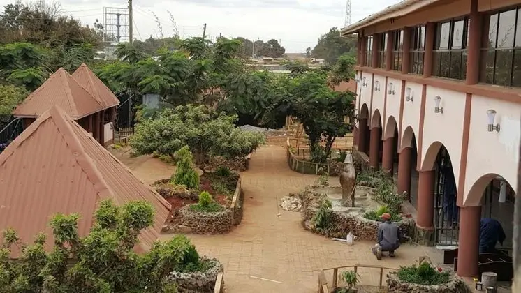 Sultan Hamud Pyramids Resort