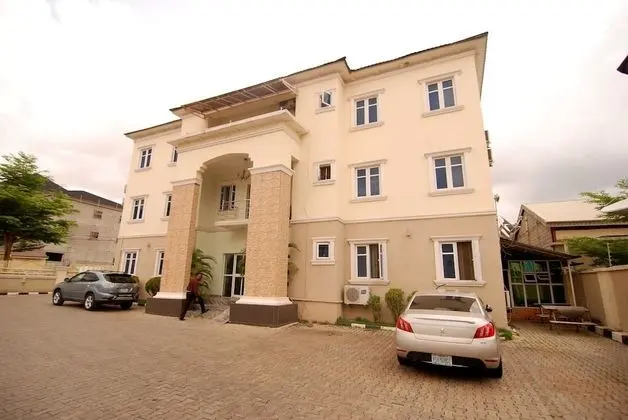 Sumed Suites