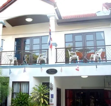 Summer Breeze Inn Hotel - Dış Mekan