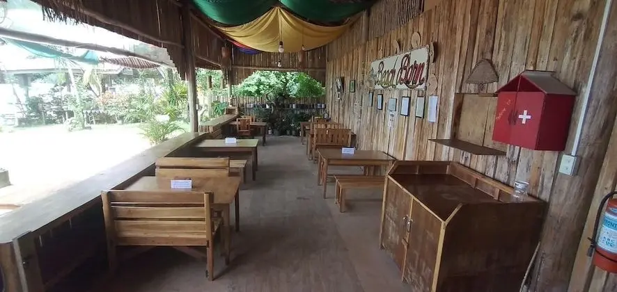 Summer Homes Beach Resort And Cottages - Yerinde Yemek