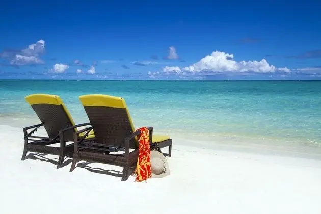 Summer Island Maldives - Plaj