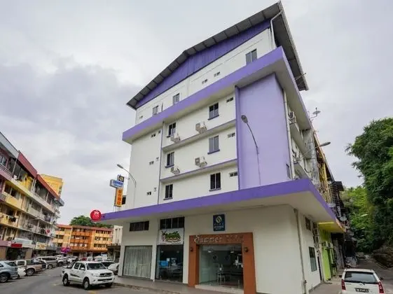 Summer Hotel