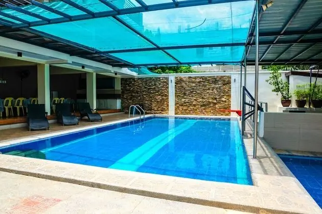 Summer Palace Hotspring Resort - Havuz