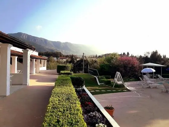 Summer Wine Friendly Resort - Dış Mekan