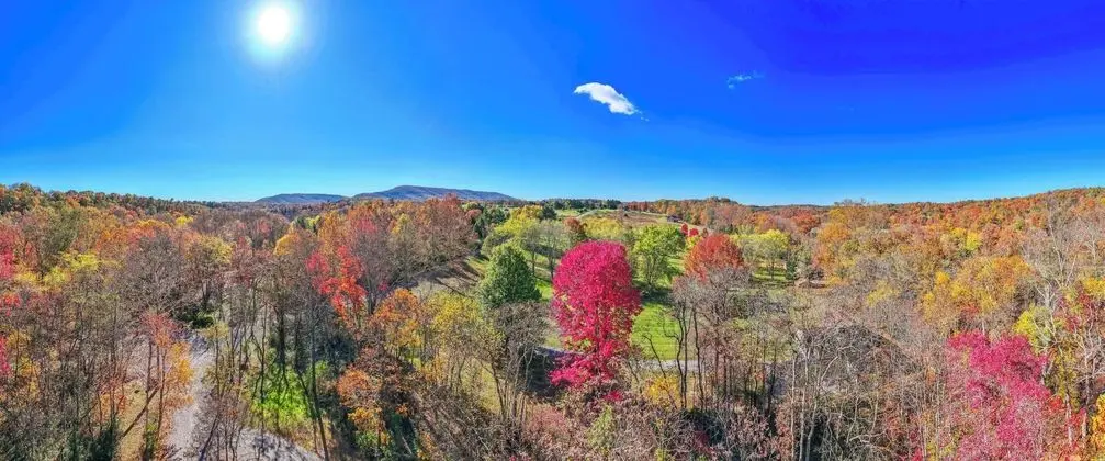 Summerfield Cottage at Sleepy Creek