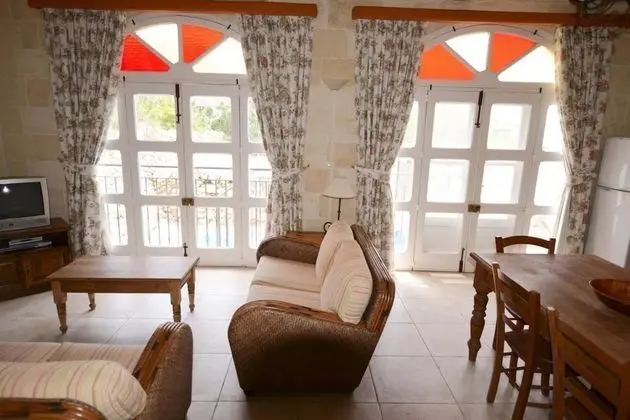Summerfield - Xaghra Holiday Home - 1