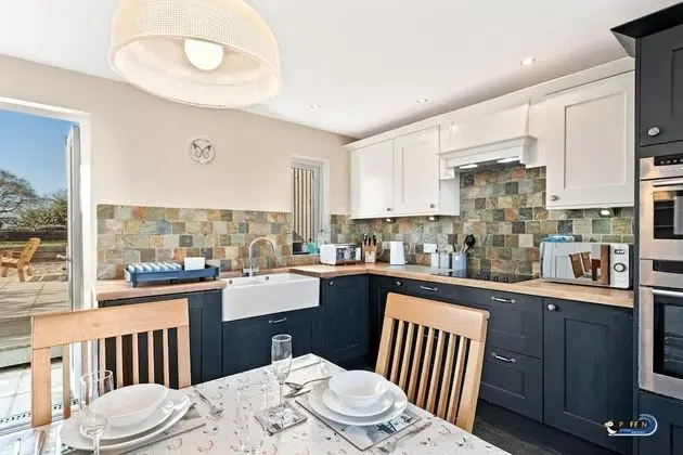 Summerhill Cottage - Log Burner Countryside Views Near Amroth - Oda
