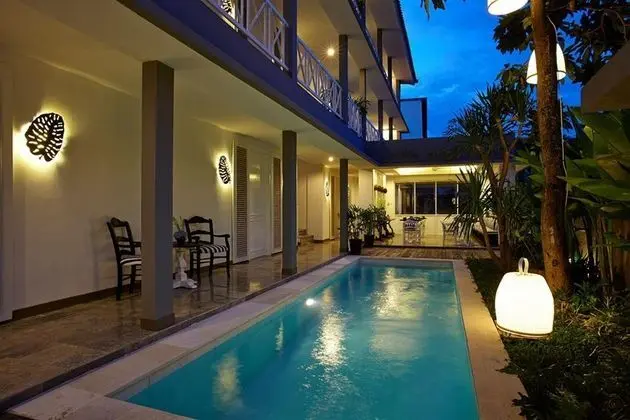 Summerhome Umasari Bed & Breakfast - Havuz