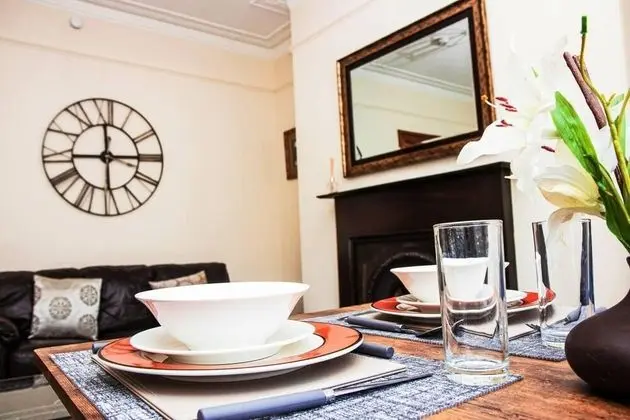 The Summit Apartment Aberdeen Westend - Cozy - Mutfak