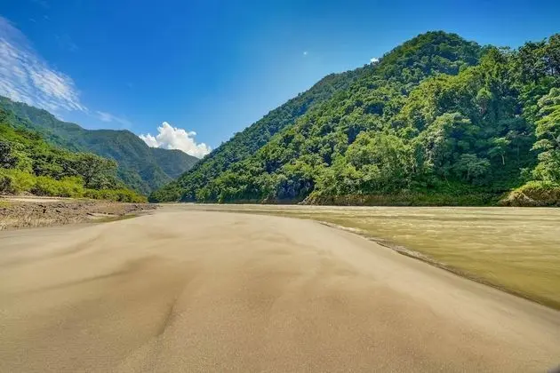 Summit By The Ganges Beach Resort & Spa - Plaj