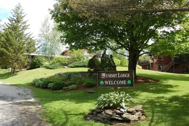 Summit Lodge