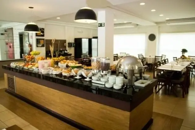 Summit Hotel Porto Real Aparecida - Yerinde Yemek