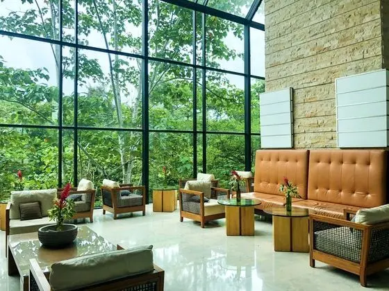 Summit Rainforest & Golf Resort