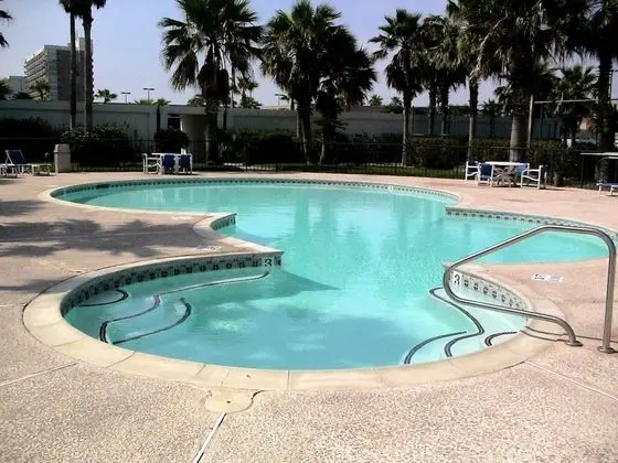 Summit by South Padre Condo Rentals - Havuz