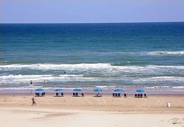 Summit by South Padre Condo Rentals - Plaj