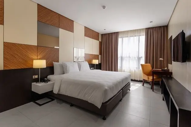 SUMMIT HOTEL TACLOBAN
