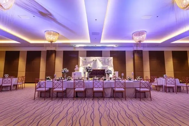 SUMMIT HOTEL TACLOBAN