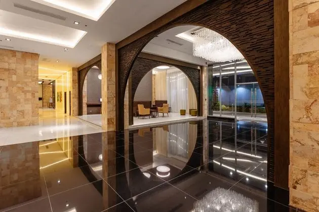 SUMMIT HOTEL TACLOBAN - Lobi