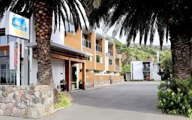 Sumner Bay Motel & Apartments - Lobi