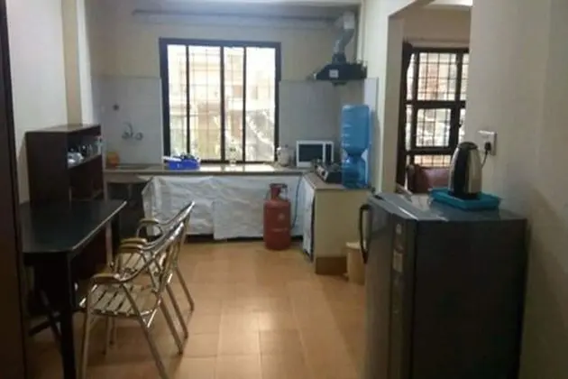 Sun Apartment & Guest House