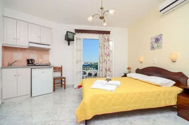 Sun Beach Hotel - Oda