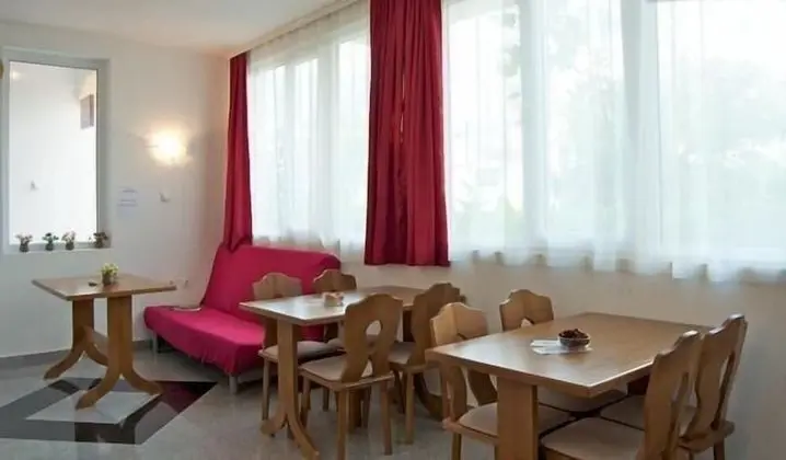 Sun Hostel Budva - İç Mekan