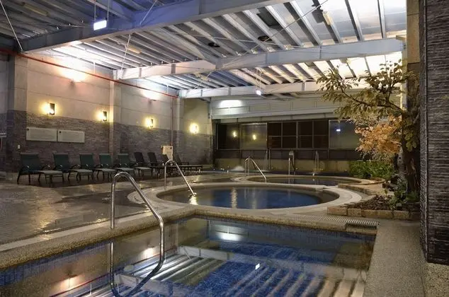 The Sun Hot Spring & Resort - Havuz