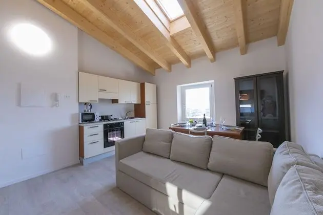 Sun House1 Dogs Allowed