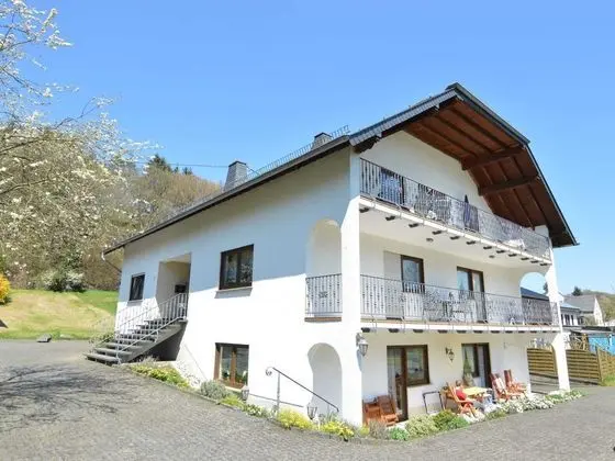 Sun-kissed Apartment in Lirstal With Garden - Öne Çıkan Resim