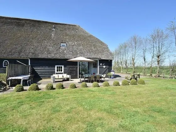 Sun-kissed Farmhouse in Veerse Meer-kamperland With Terrace