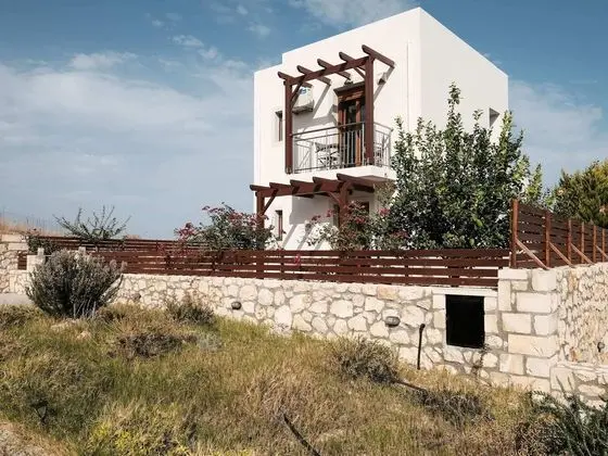 Sun-kissed Villa in Latsimas With Swimming Pool and Garden - Öne Çıkan Resim