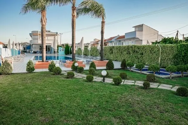 Sun Maris Studios - Havuz