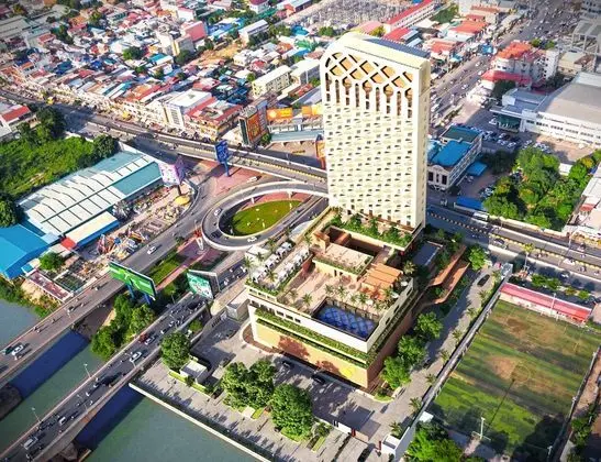 SUN & MOON, Riverside Hotel