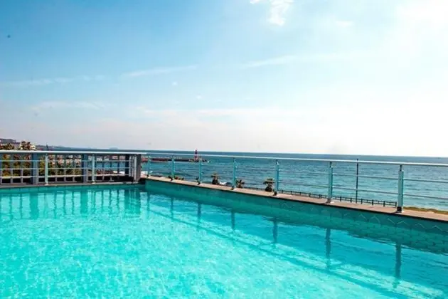 Sun & Moon Resort - Havuz