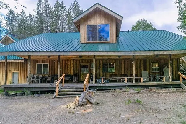 Sun Mountain Ranch Bunkhouse - Near Crater Lake