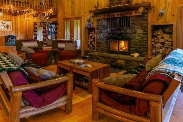 Sun Mountain Ranch Bunkhouse - Near Crater Lake - Öne Çıkan Resim