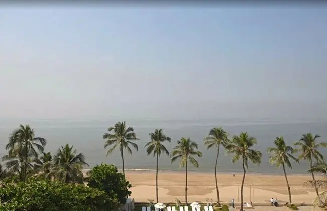 Sun N Sand Hotel Mumbai - Plaj