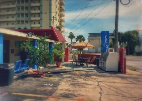 Sun-n-Sands Motel - Konum Öne Çıkanlar