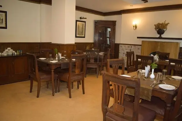 Sun N Snow Inn By Leisure Hotels - Yerinde Yemek