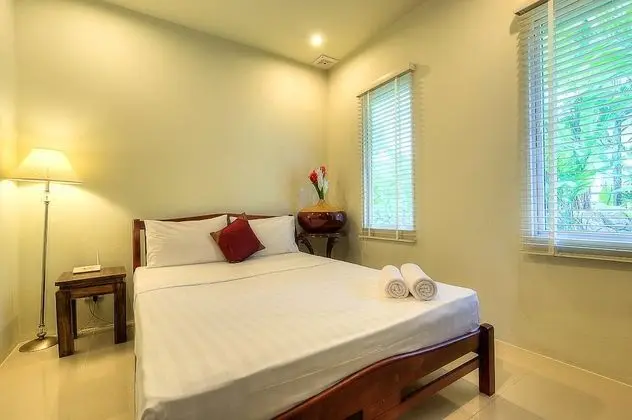 Sun Paradise Villas Karon - Oda