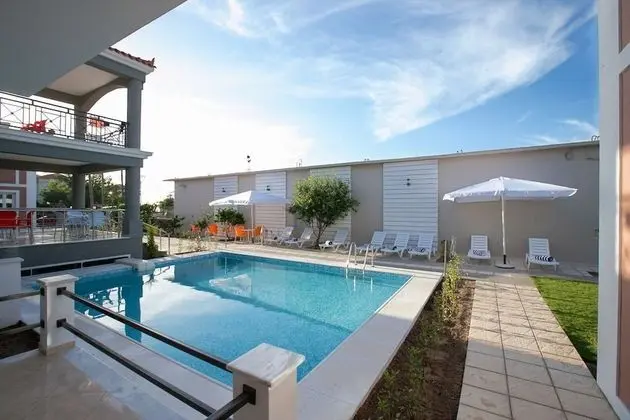 Sun & Sea Luxury Hotel - Havuz