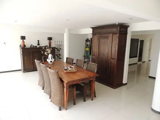 Sun Sea Sleep Apartments - Lobi