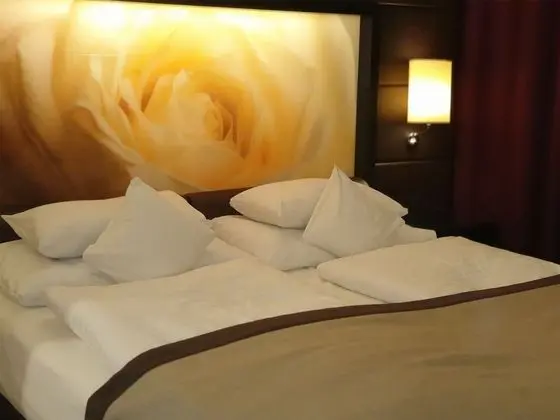 Sun Shine Senior Suite Full View - Oda