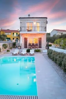Sun Spalato Villa Cikas - Havuz
