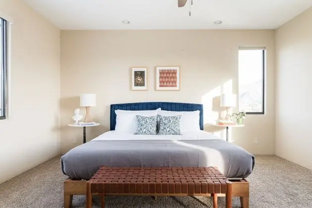 Sunbeam by Avantstay Elegant, Private Desert Home w/ Infinity Pool, Spa & View - İç Mekan