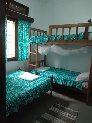 Sunbird Backpackers - Öne Çıkan Resim