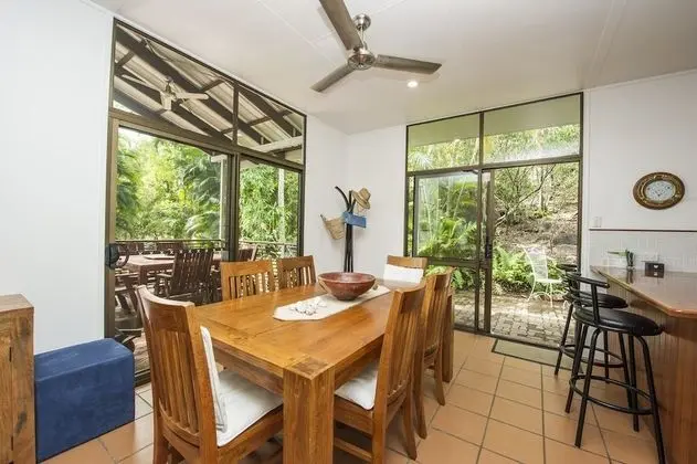 Sunbird Retreat - Oda Düzeni