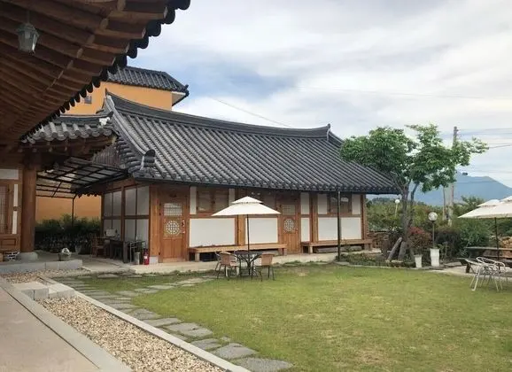 Suncheon Moonlight Love Hanok Pension - Dış Mekan
