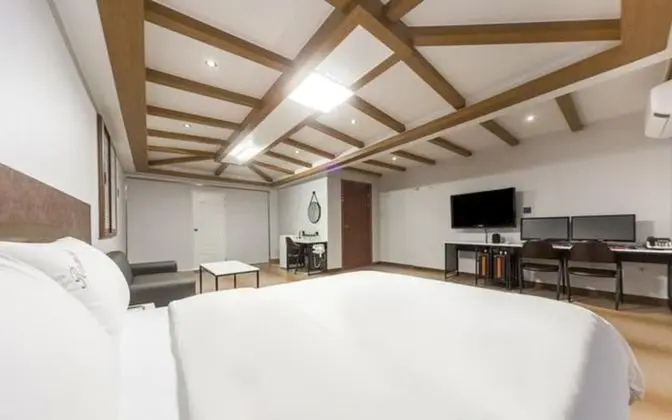 Suncheon Hotel Romeo