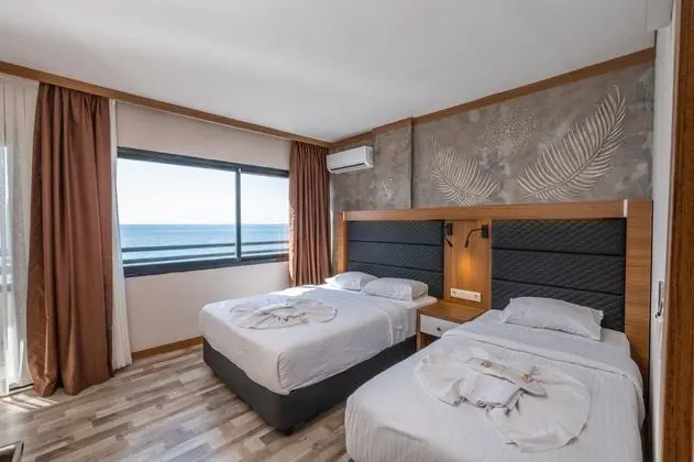 Sunday Beach Hotel - Oda